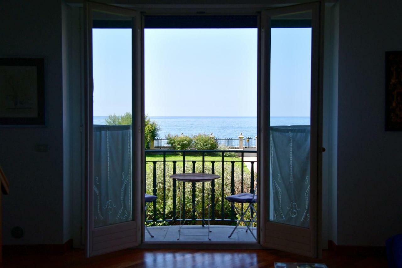 A.A.U.T Appartamento Villa Preli Chiavari Exterior photo